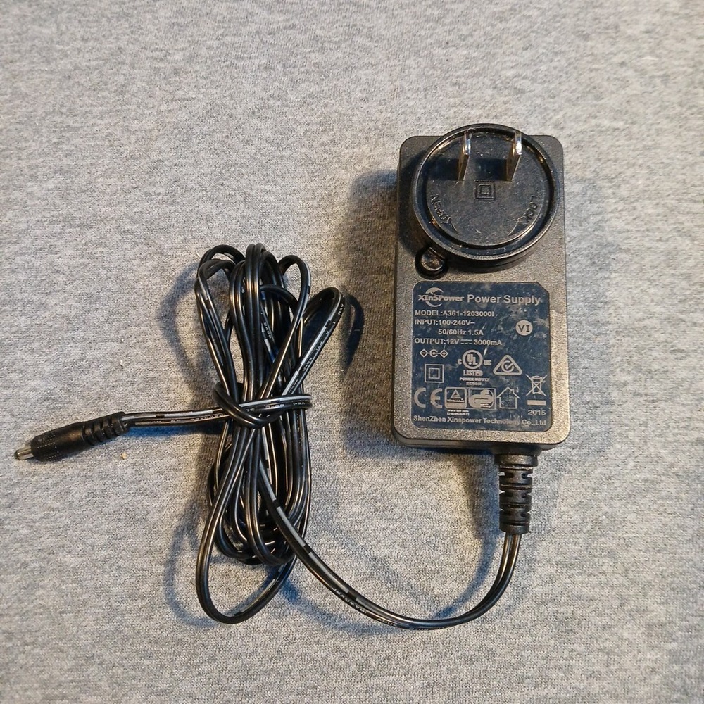 Xin5‎ Power Supply Model A381, Input 100-240V, Output 12V, 5' Cable